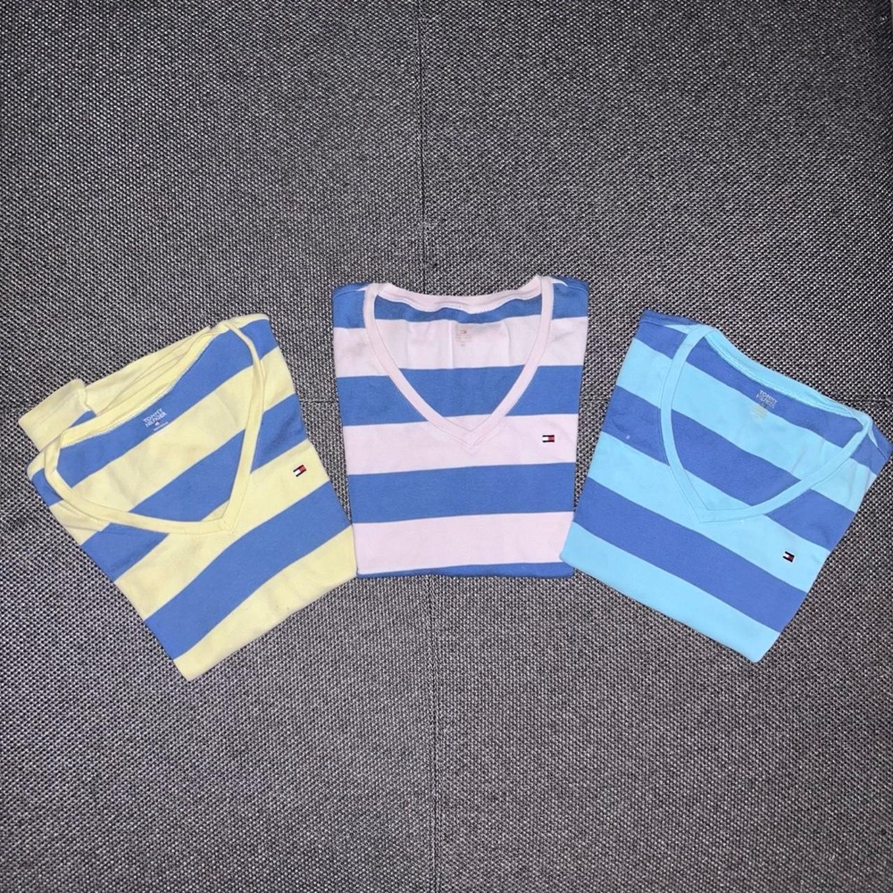 Vintage Y2K Tommy Hilfiger Striped V-neck T Shirt Size Medium Bundle Lot of 3